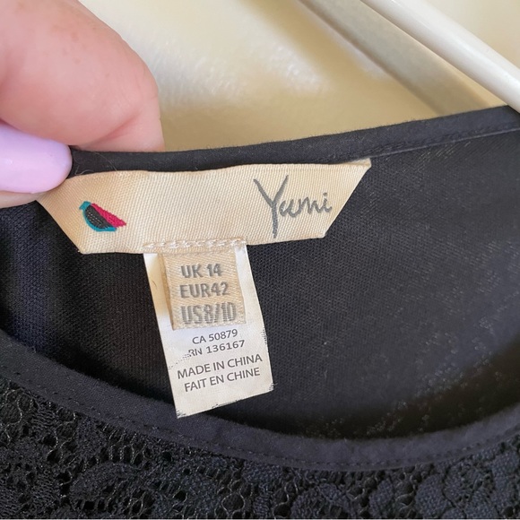 Yumi Black Sleeveless Black Lace Dress - size 10 - Picture 2 of 7